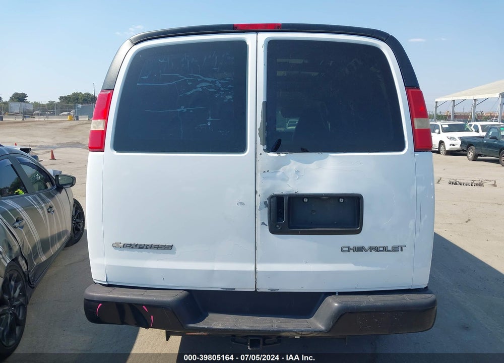2006 CHEVROLET EXPRESS WORK VAN VIN: 1GCGG25V661244202