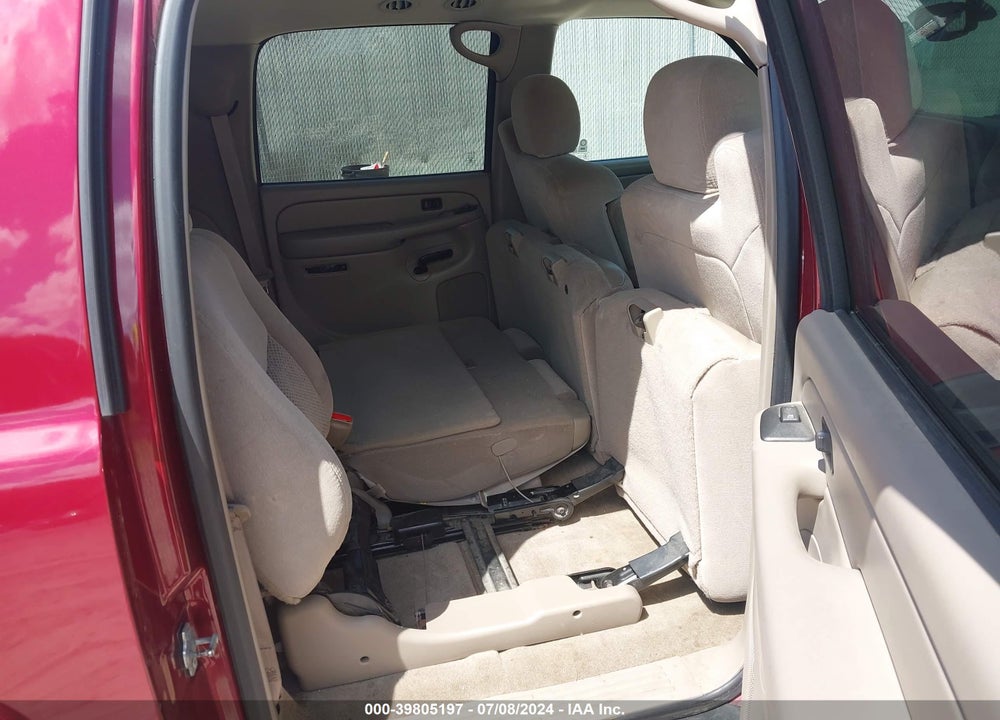 2005 CHEVROLET SUBURBAN 1500 LS VIN: 1GNFK16Z05J198653