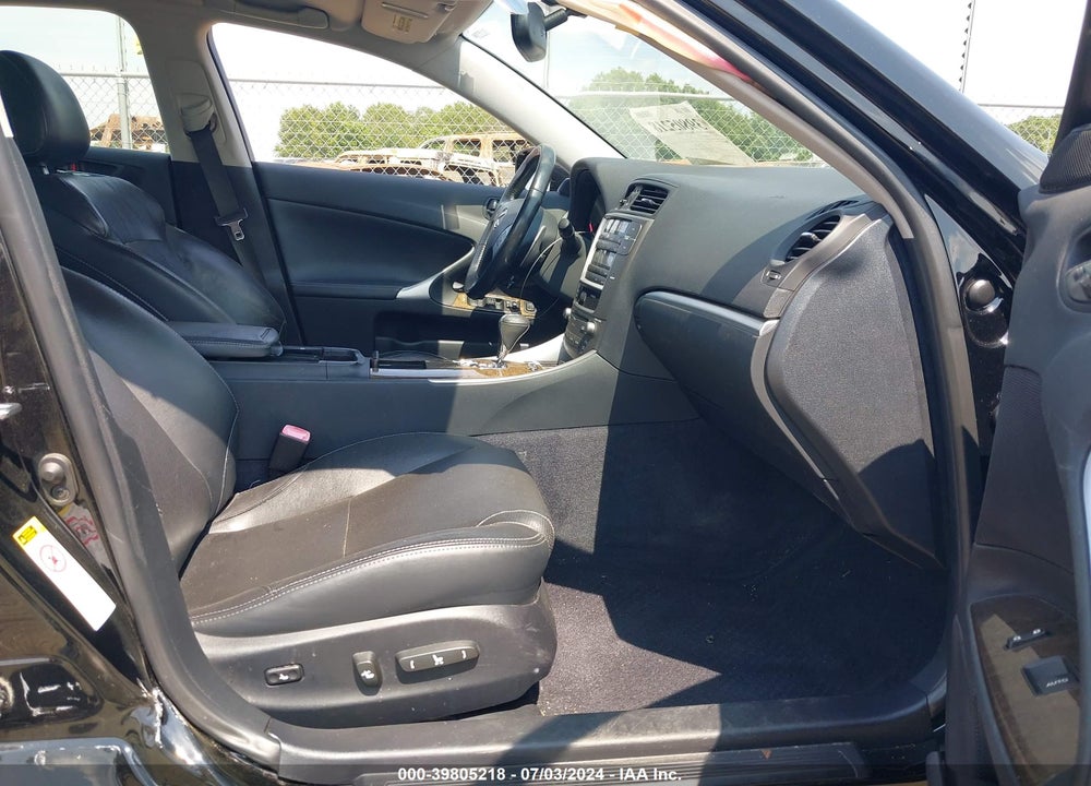 2011 LEXUS IS 250 VIN: JTHBF5C28B5141713