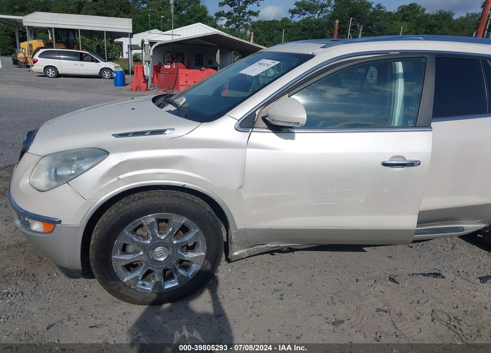 2011 BUICK ENCLAVE 2XL VIN: 5GAKRCED9BJ352973