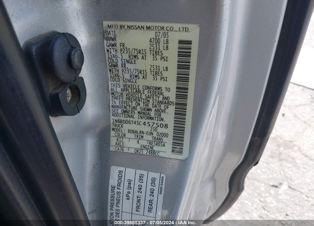 2005 NISSAN FRONTIER XE VIN: 1N6BD06T45C457508