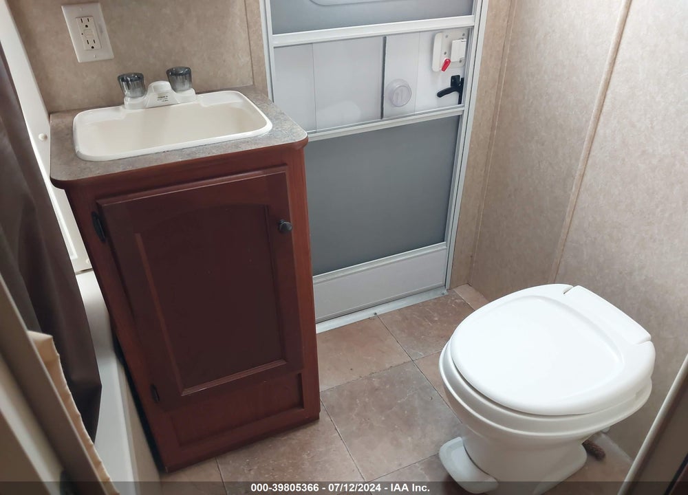 2012 DUTCHMEN CLASSIC 315BHDS TRAVEL TRAILER VIN: 47CTDES28CM442839