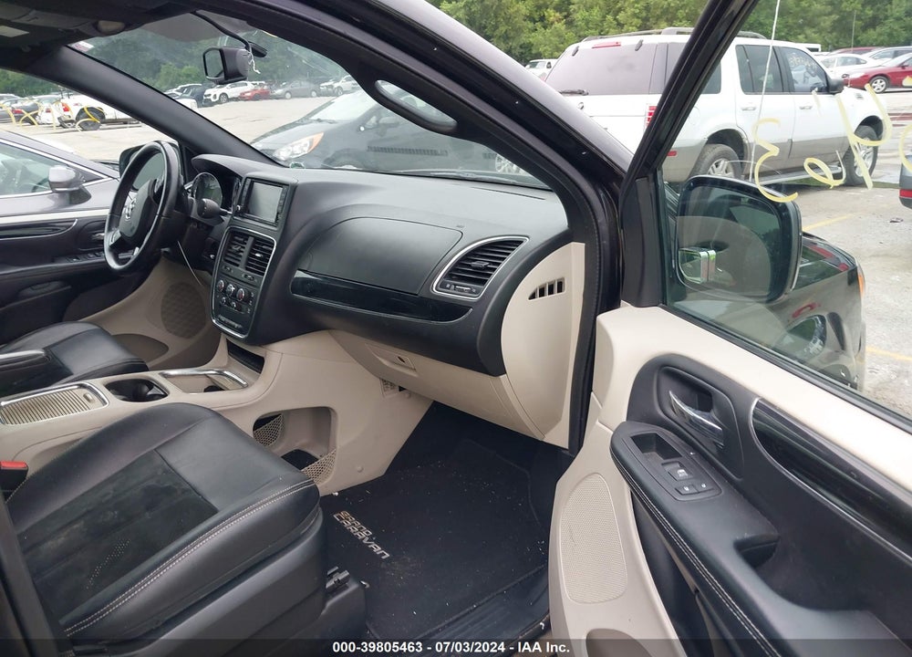 2017 DODGE GRAND CARAVAN SXT VIN: 2C4RDGCGXHR554032