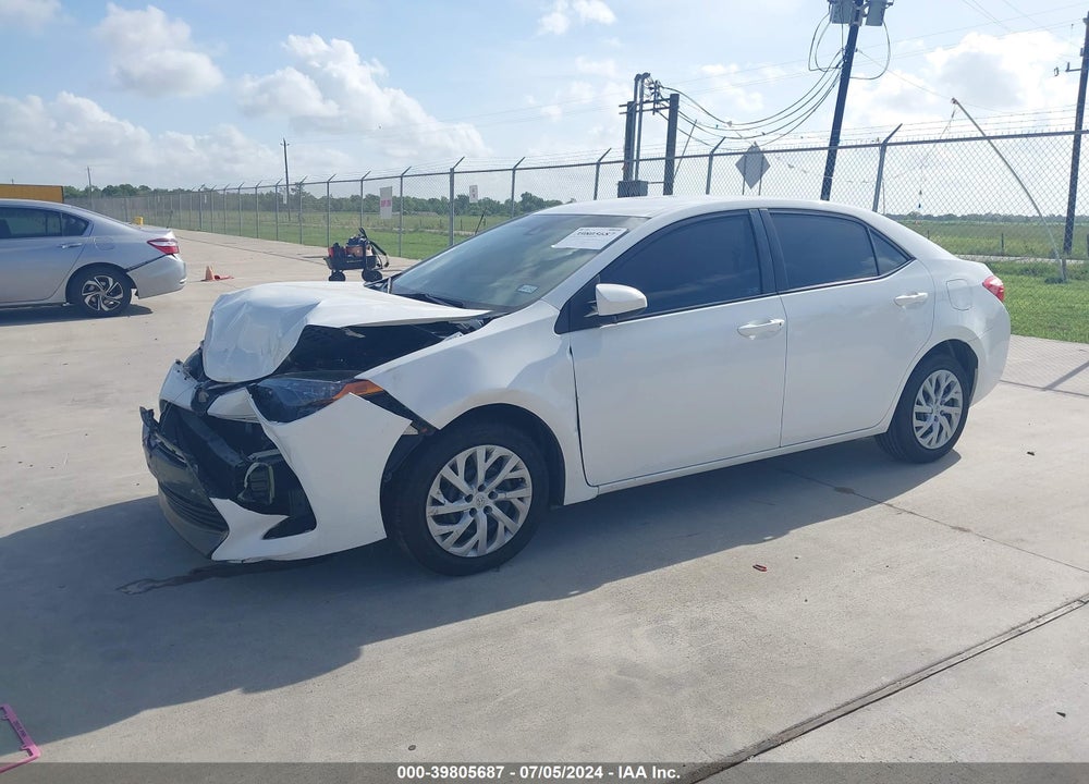 2017 TOYOTA COROLLA LE VIN: 5YFBURHEXHP693355