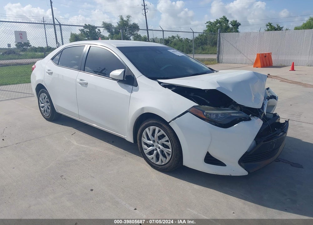 2017 TOYOTA COROLLA LE VIN: 5YFBURHEXHP693355