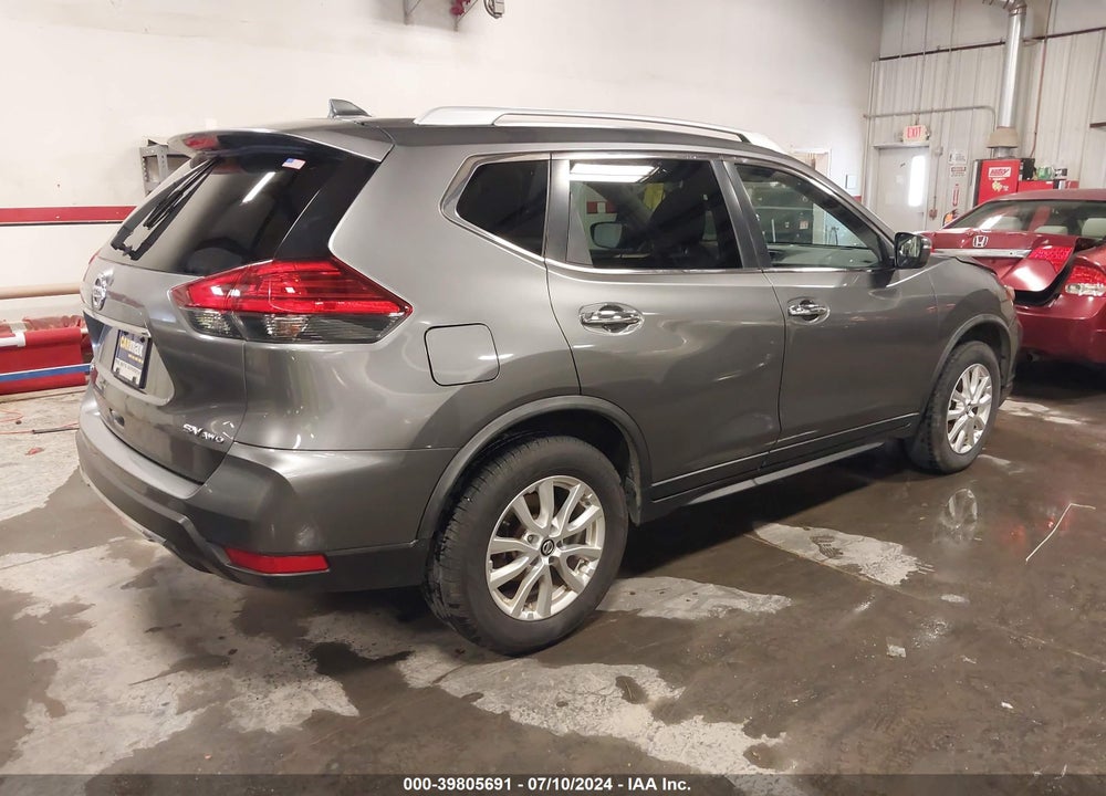 2017 NISSAN ROGUE SV VIN: JN8AT2MV5HW282226