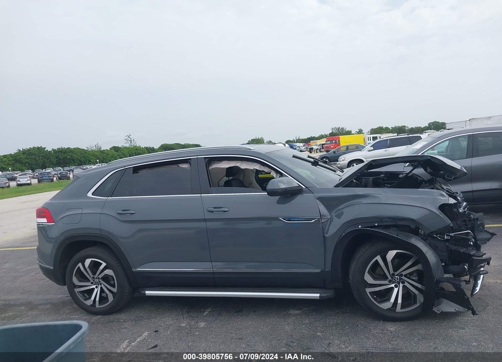 2022 VOLKSWAGEN ATLAS CROSS SPORT 2.0T SEL VIN: 1V2BC2CA9NC220046