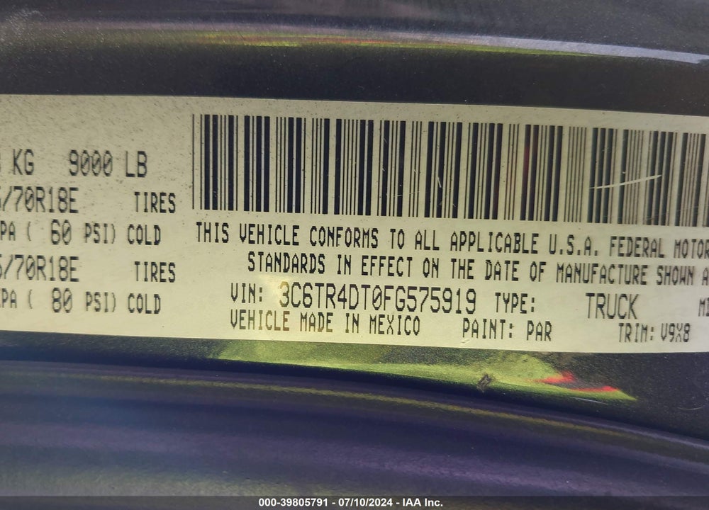 2015 RAM 2500 SLT VIN: 3C6TR4DT0FG575919