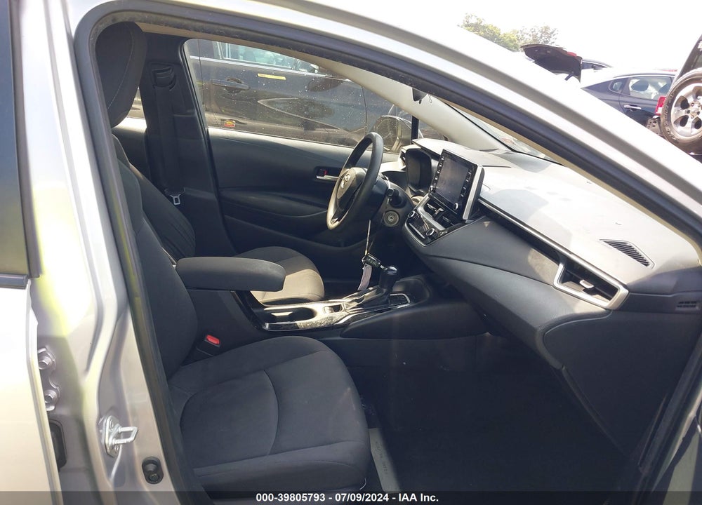 2020 TOYOTA COROLLA LE VIN: JTDEPRAE1LJ022989
