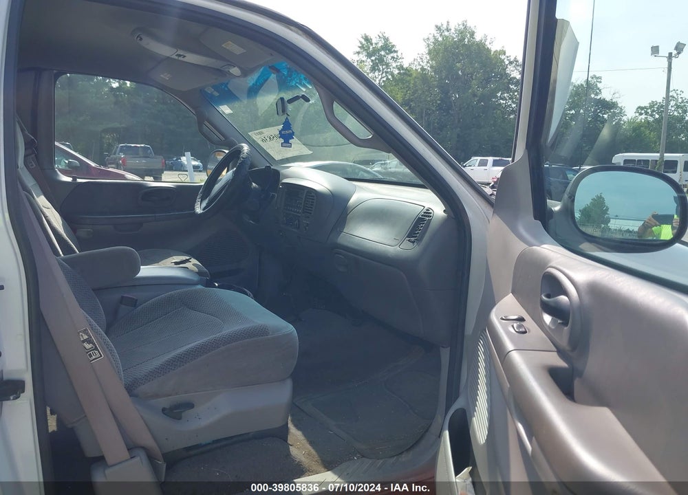 2000 FORD F-150 LARIAT/WORK SERIES/XL/XLT VIN: 1FTRX18L0YNA83290