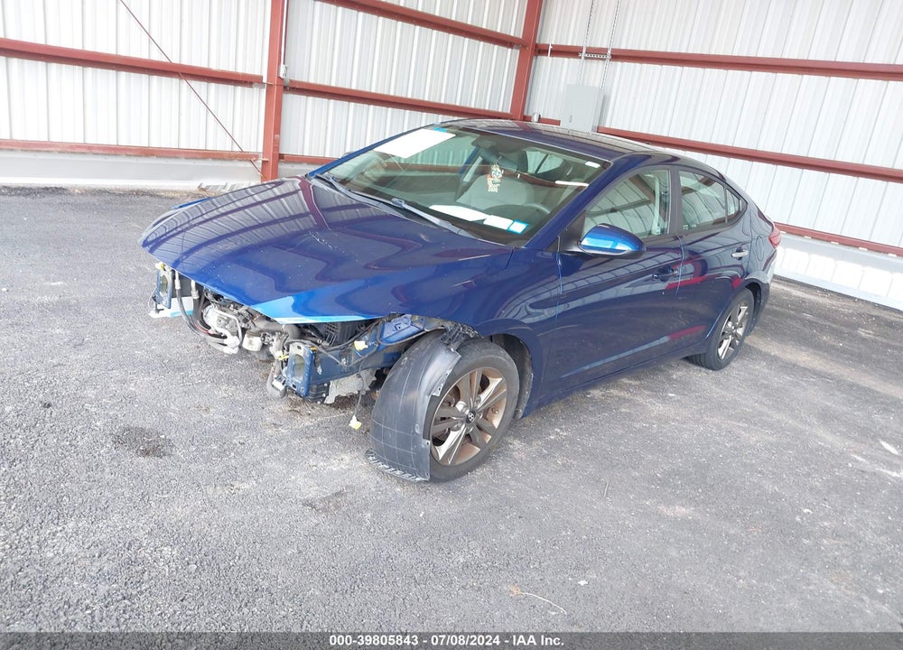 2017 HYUNDAI ELANTRA VIN: 5NPD84LF3HH003832