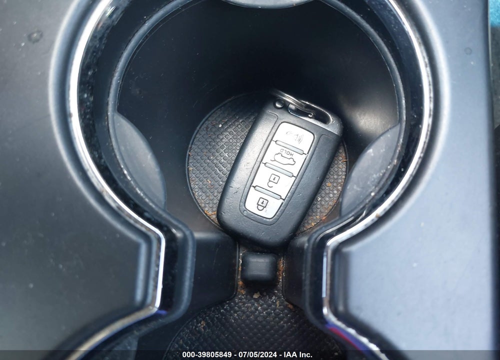 2013 KIA SORENTO SX VIN: 5XYKW4A21DG311970
