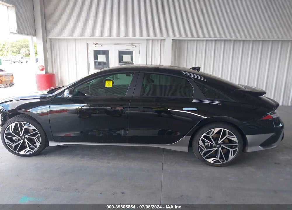 2024 HYUNDAI IONIQ 6 SEL VIN: KMHM34AA0RA075484