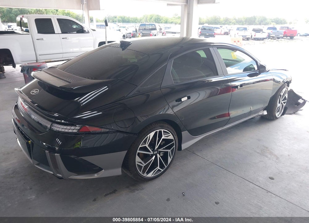 2024 HYUNDAI IONIQ 6 SEL VIN: KMHM34AA0RA075484