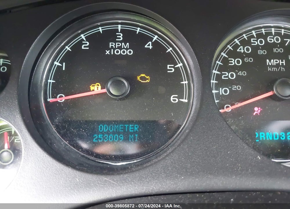 2008 CHEVROLET TAHOE LS VIN: 1GNFC13098J210547