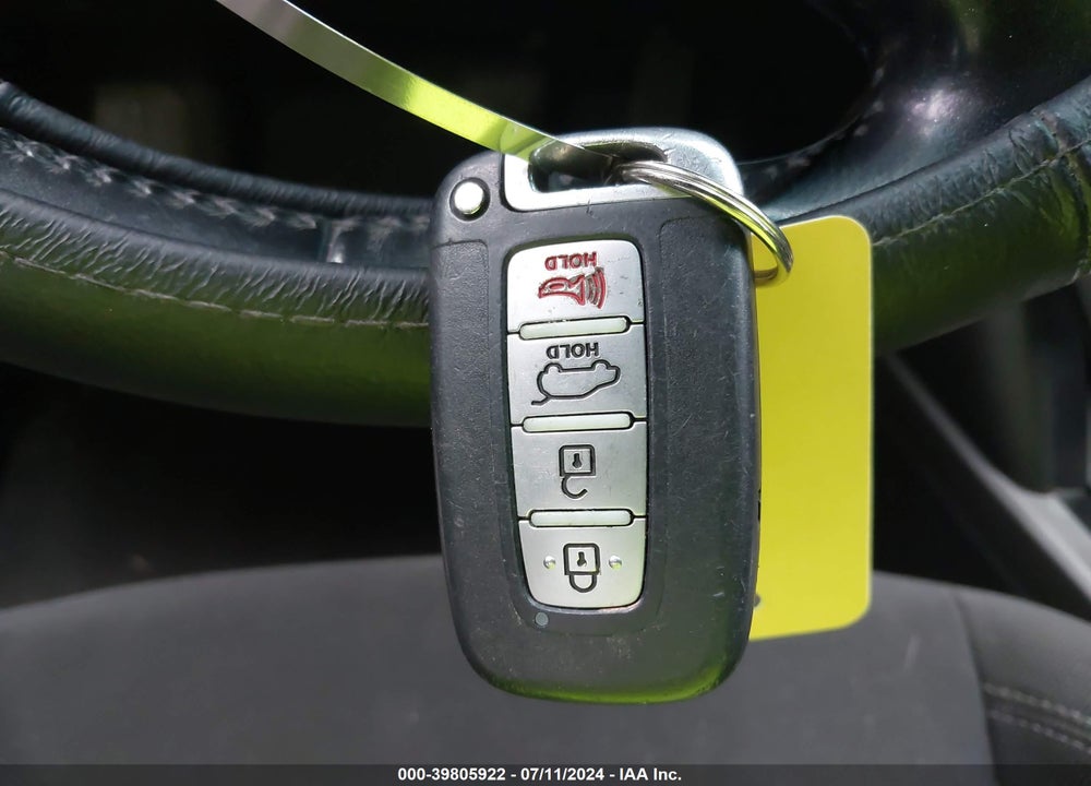 2013 HYUNDAI VELOSTER MIX VIN: KMHTC6AD5DU152357