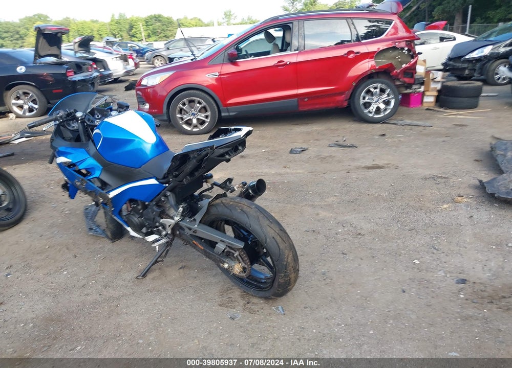 2023 KAWASAKI EX400 VIN: JKAEXKH12PDAN8041