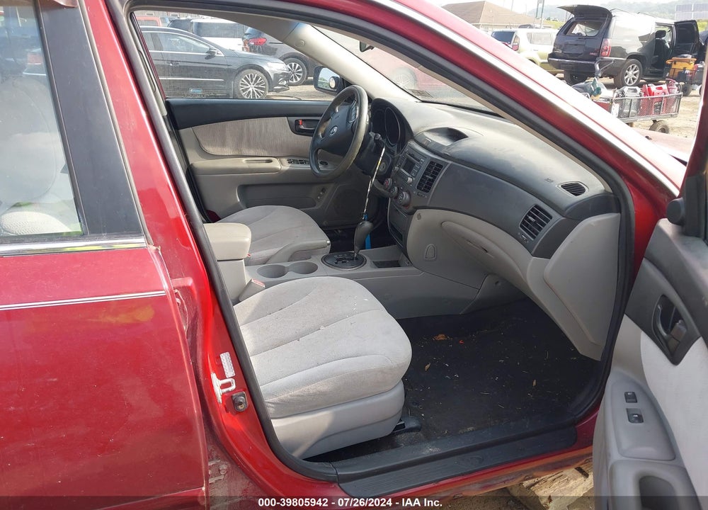 2009 KIA OPTIMA LX VIN: KNAGE228X95301838
