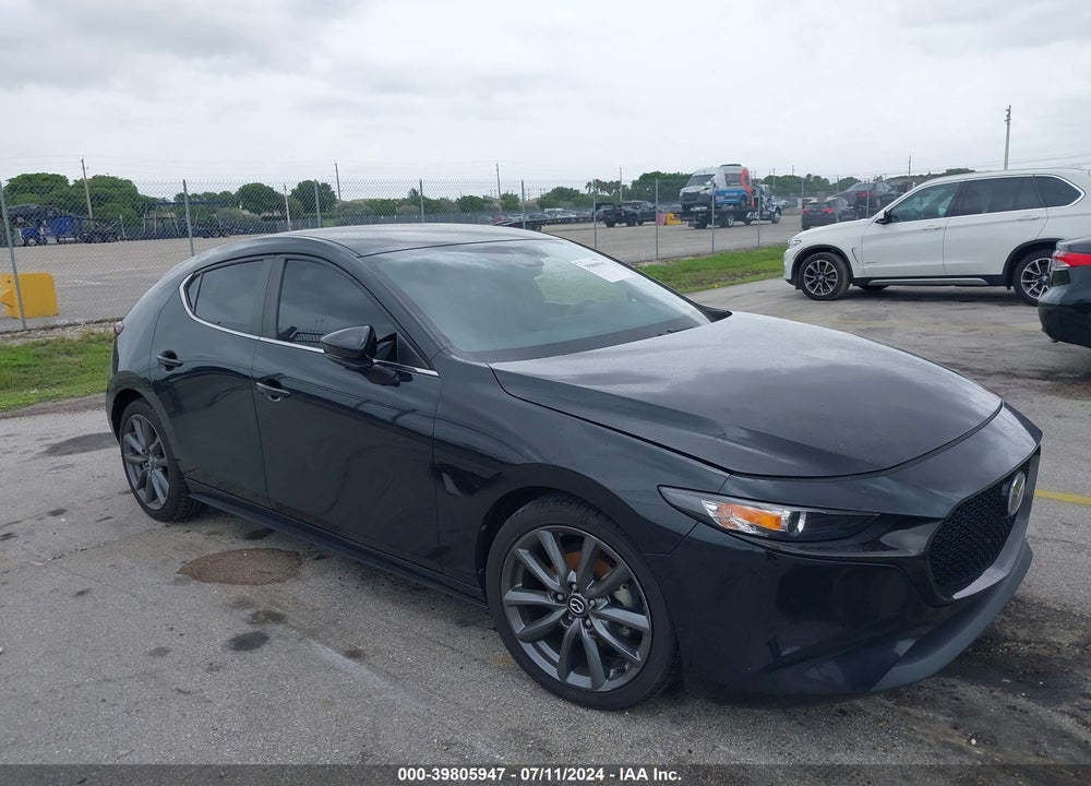 2019 MAZDA 3 PREFERRED PACKAGE VIN: JM1BPAMM1K1137288