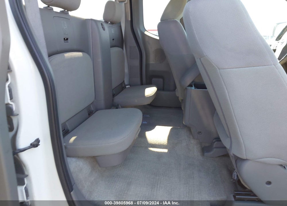 2015 NISSAN FRONTIER S/SV-I4 VIN: 1N6BD0CT8FN749771