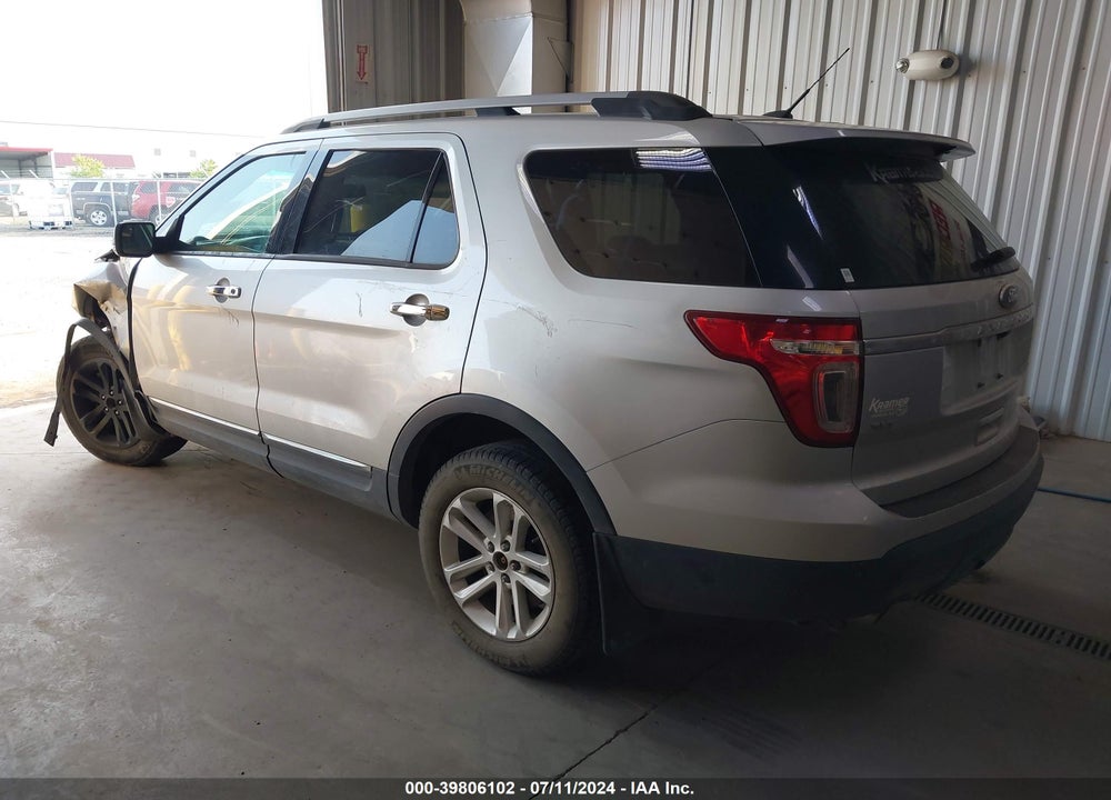 2015 FORD EXPLORER XLT VIN: 1FM5K8D82FGC41942