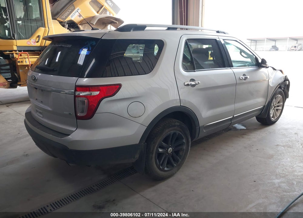 2015 FORD EXPLORER XLT VIN: 1FM5K8D82FGC41942