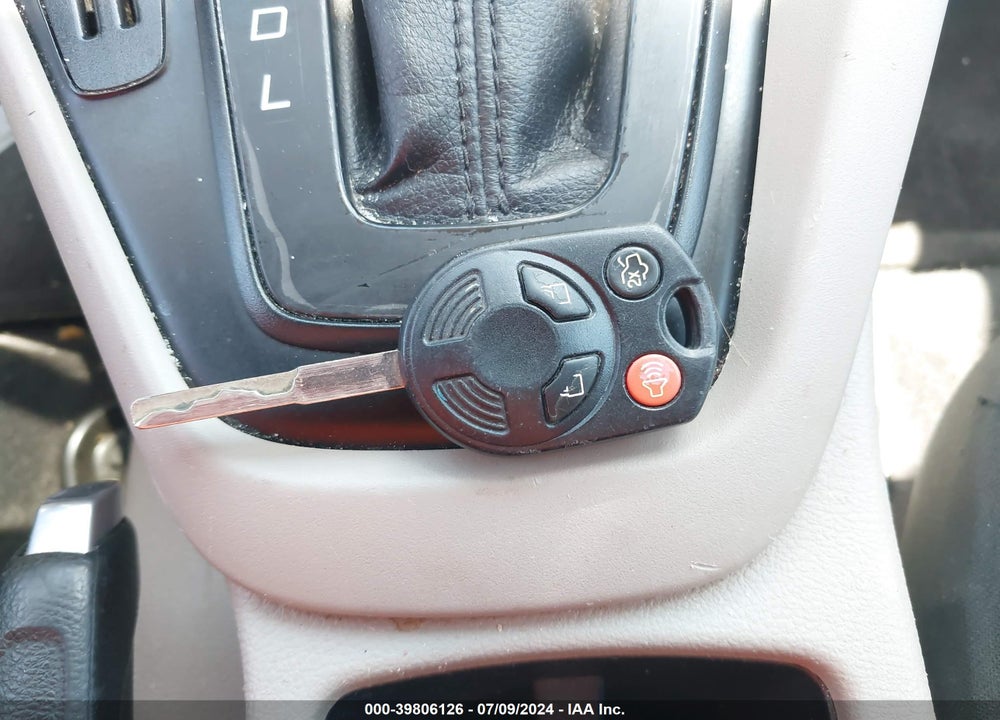 2017 FORD FOCUS SE VIN: 1FADP3F24HL251921