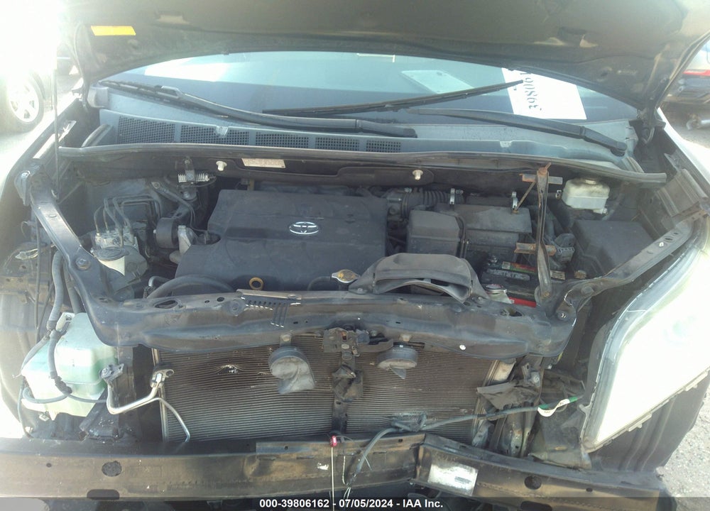 2012 TOYOTA SIENNA LE V6 8 PASSENGER VIN: 5TDKK3DC9CS253361