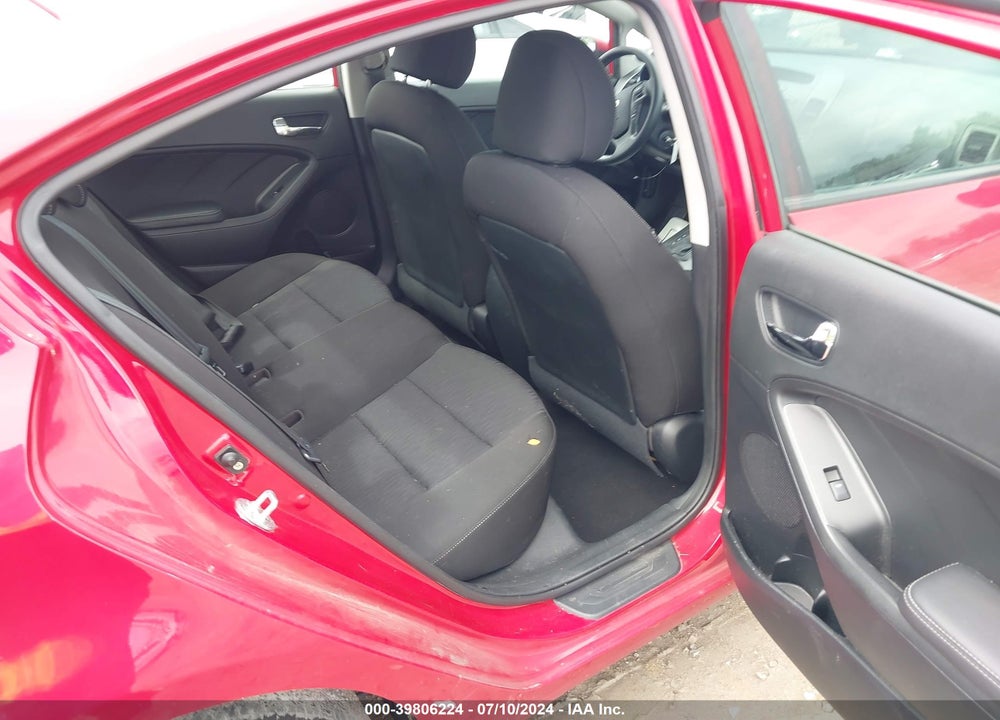 2016 KIA FORTE LX VIN: KNAFK4A62G5573555