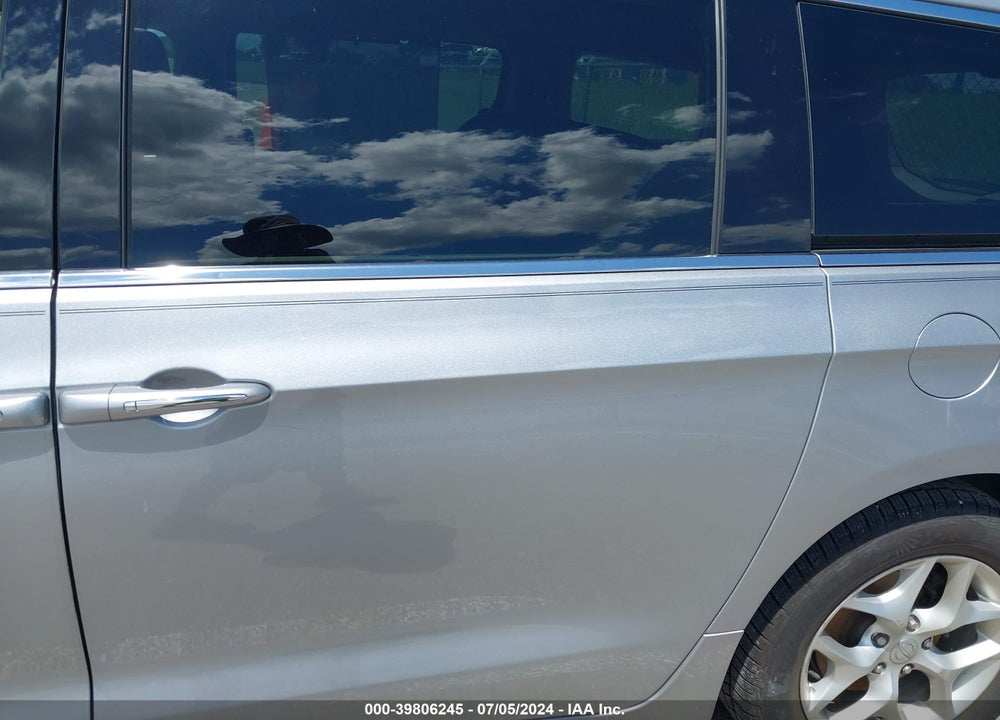 2019 CHRYSLER PACIFICA TOURING PLUS VIN: 2C4RC1FGXKR588250