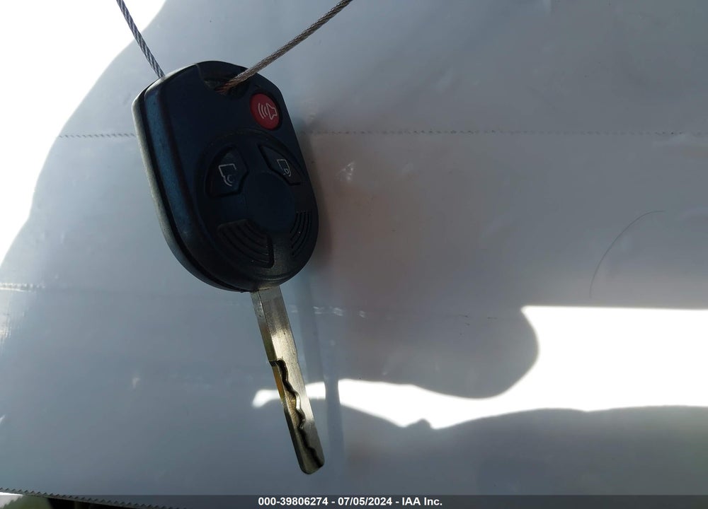 2017 FORD ESCAPE S VIN: 1FMCU0F7XHUD84987