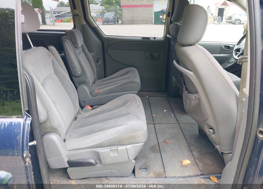 2006 DODGE GRAND CARAVAN SXT VIN: 2D4GP44L16R637261