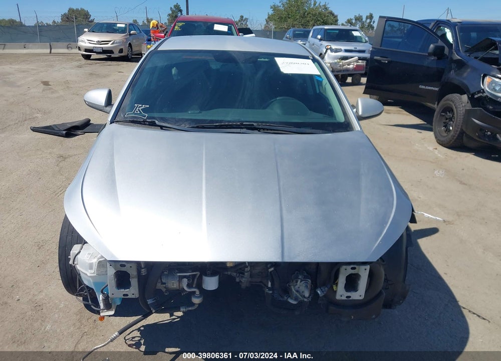 2019 HYUNDAI ELANTRA SE VIN: 5NPD74LF3KH405862