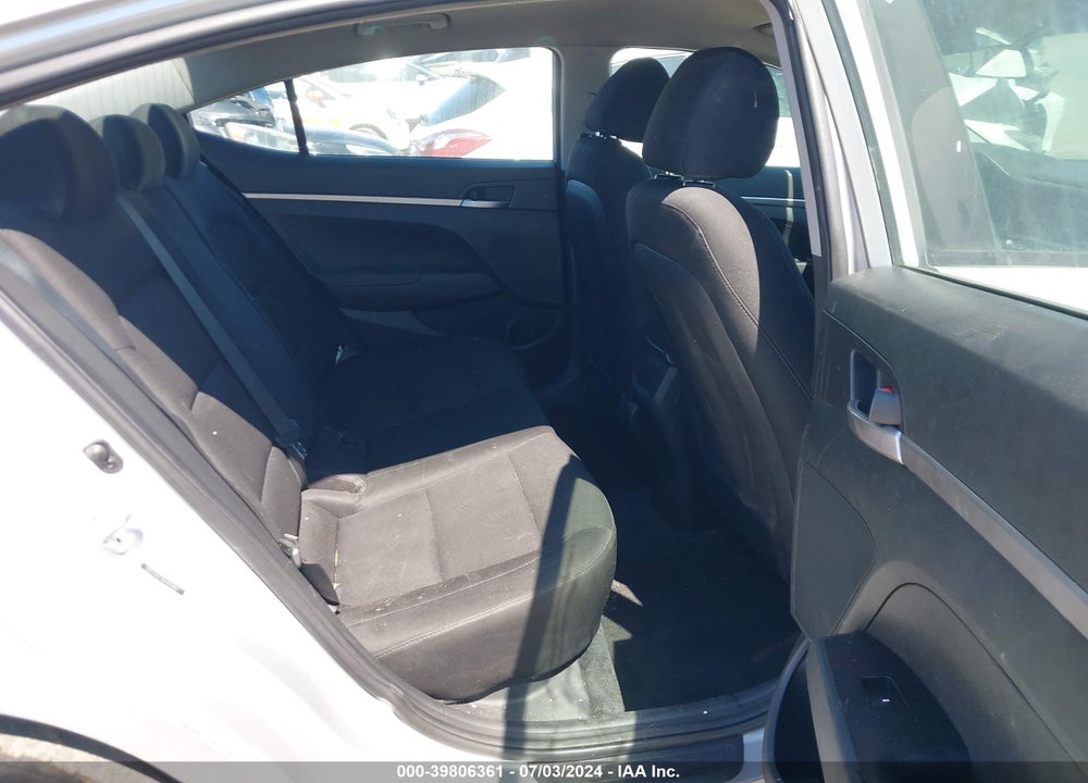 2019 HYUNDAI ELANTRA SE VIN: 5NPD74LF3KH405862