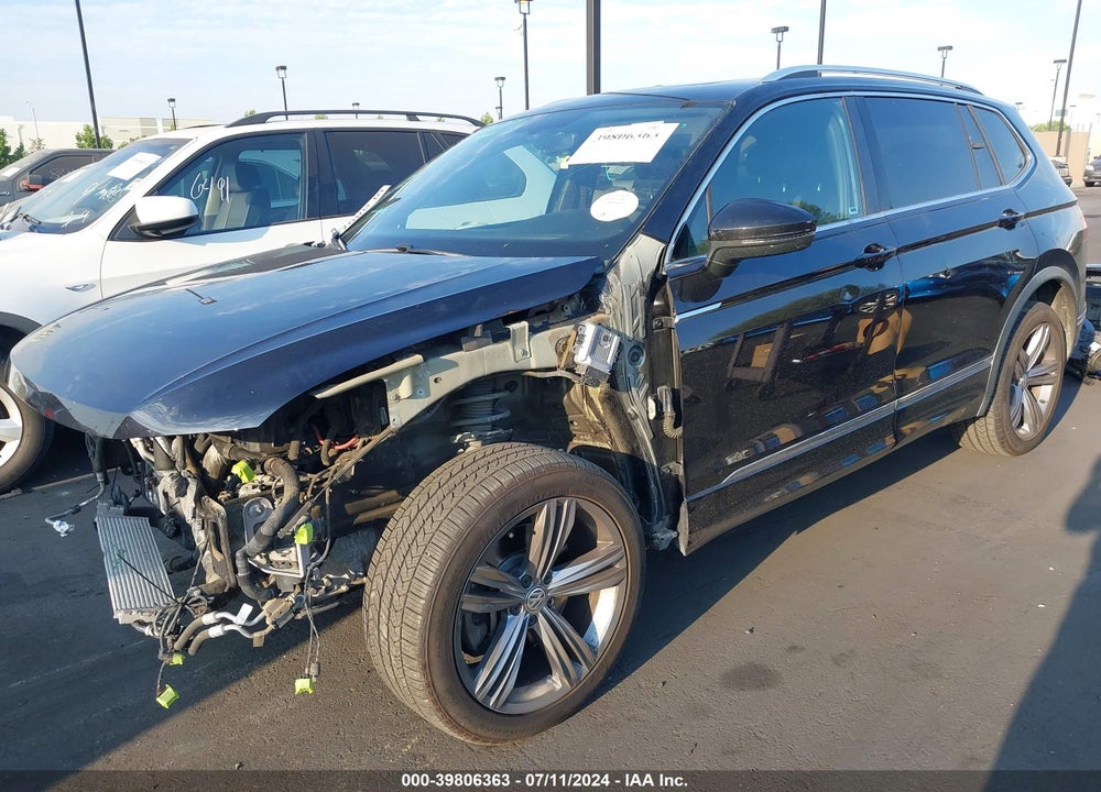 2018 VOLKSWAGEN TIGUAN 2.0T SE/2.0T SEL VIN: 3VV2B7AX7JM200865