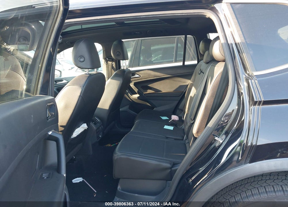 2018 VOLKSWAGEN TIGUAN 2.0T SE/2.0T SEL VIN: 3VV2B7AX7JM200865