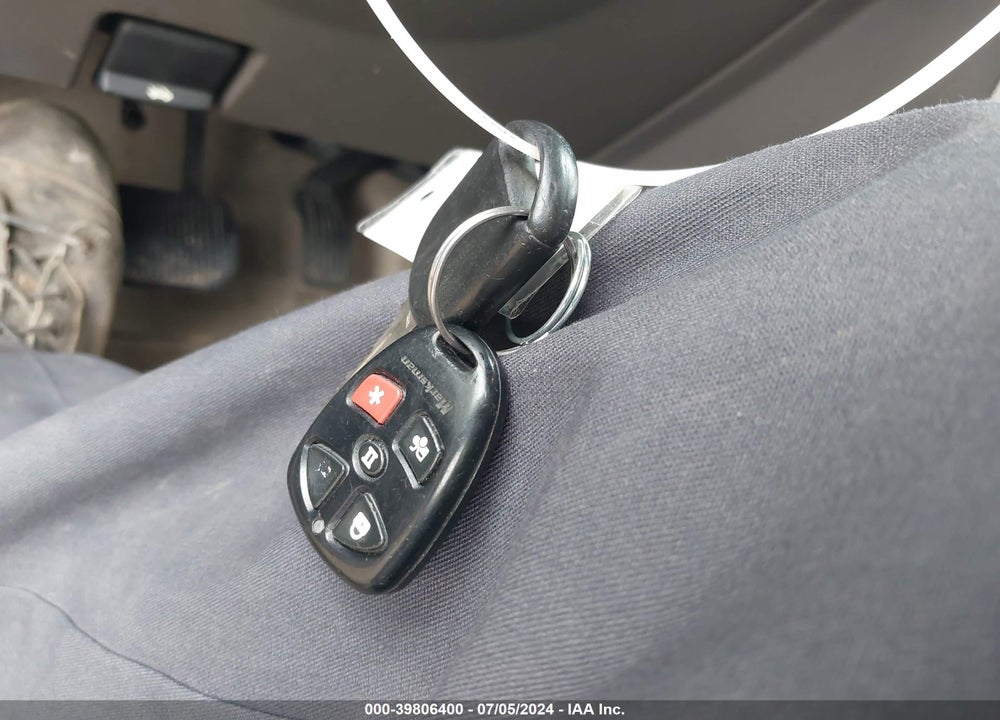 2010 FORD FOCUS SE VIN: 1FAHP3FN2AW186082