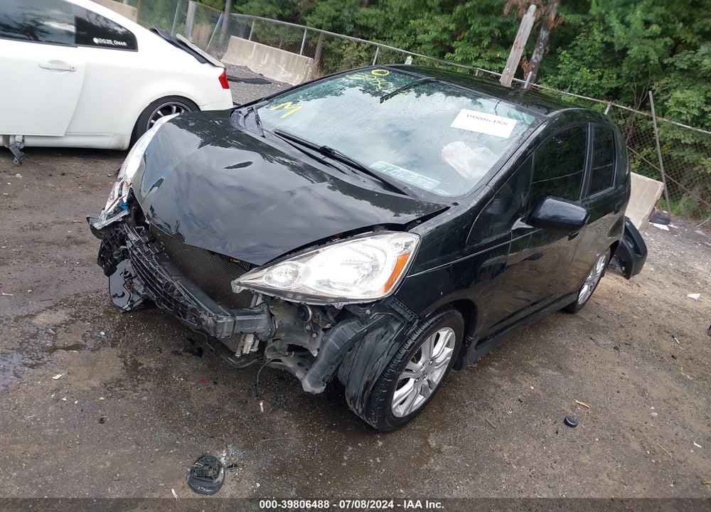 2011 HONDA FIT SPORT VIN: JHMGE8H66BC016338