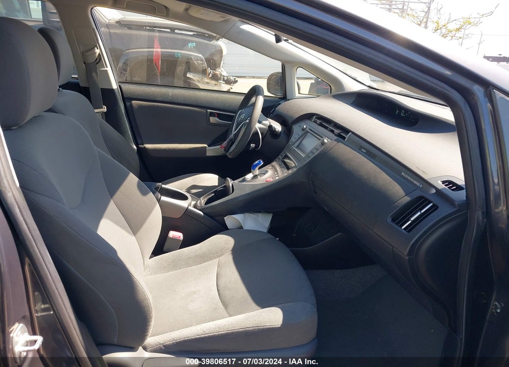 2013 TOYOTA PRIUS PLUG-IN VIN: JTDKN3DP8D3045842