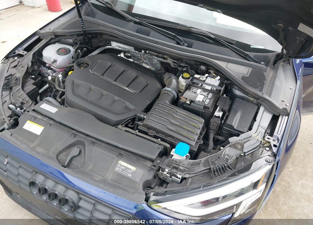 2024 AUDI A3 PREMIUM 40 TFSI QUATTRO S TRONIC VIN: WAUGUDGY1RA079236