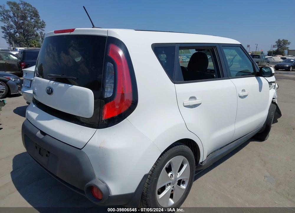 2014 KIA SOUL VIN: KNDJN2A29E7738041