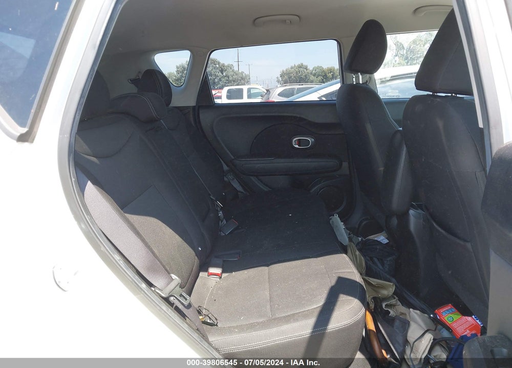2014 KIA SOUL VIN: KNDJN2A29E7738041