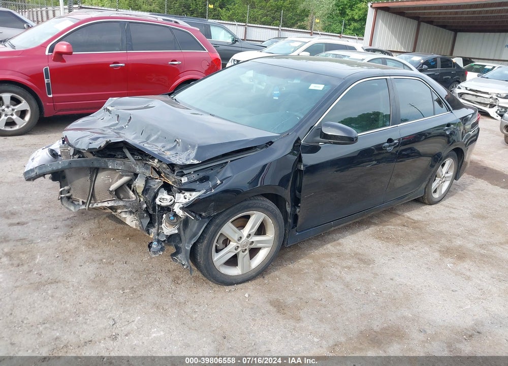 2014 TOYOTA CAMRY SE VIN: 4T1BF1FK3EU410874