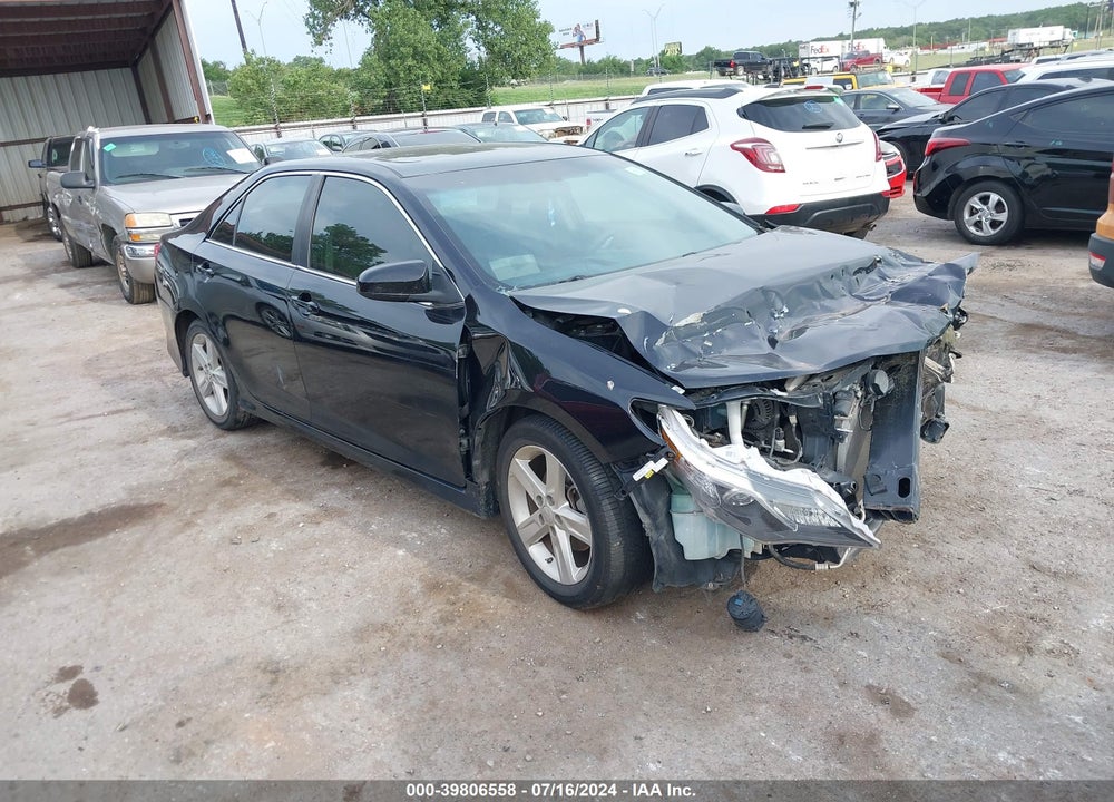 2014 TOYOTA CAMRY SE VIN: 4T1BF1FK3EU410874