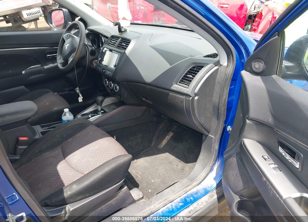 2019 MITSUBISHI OUTLANDER SPORT 2.0 ES VIN: JA4AP3AU8KU004869