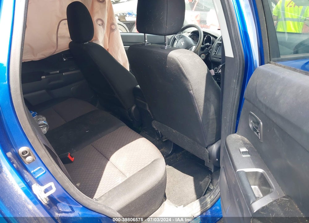 2019 MITSUBISHI OUTLANDER SPORT 2.0 ES VIN: JA4AP3AU8KU004869