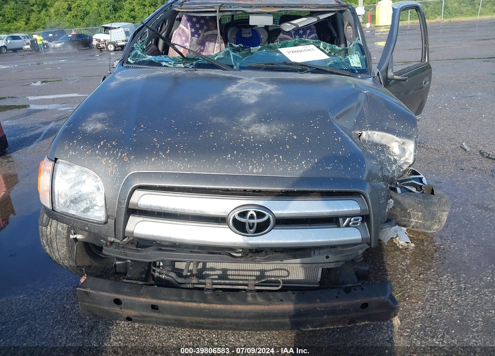 2004 TOYOTA TUNDRA SR5 V8 VIN: 5TBRT34104S442761