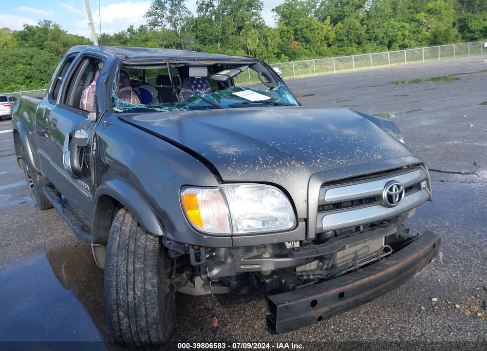 2004 TOYOTA TUNDRA SR5 V8 VIN: 5TBRT34104S442761