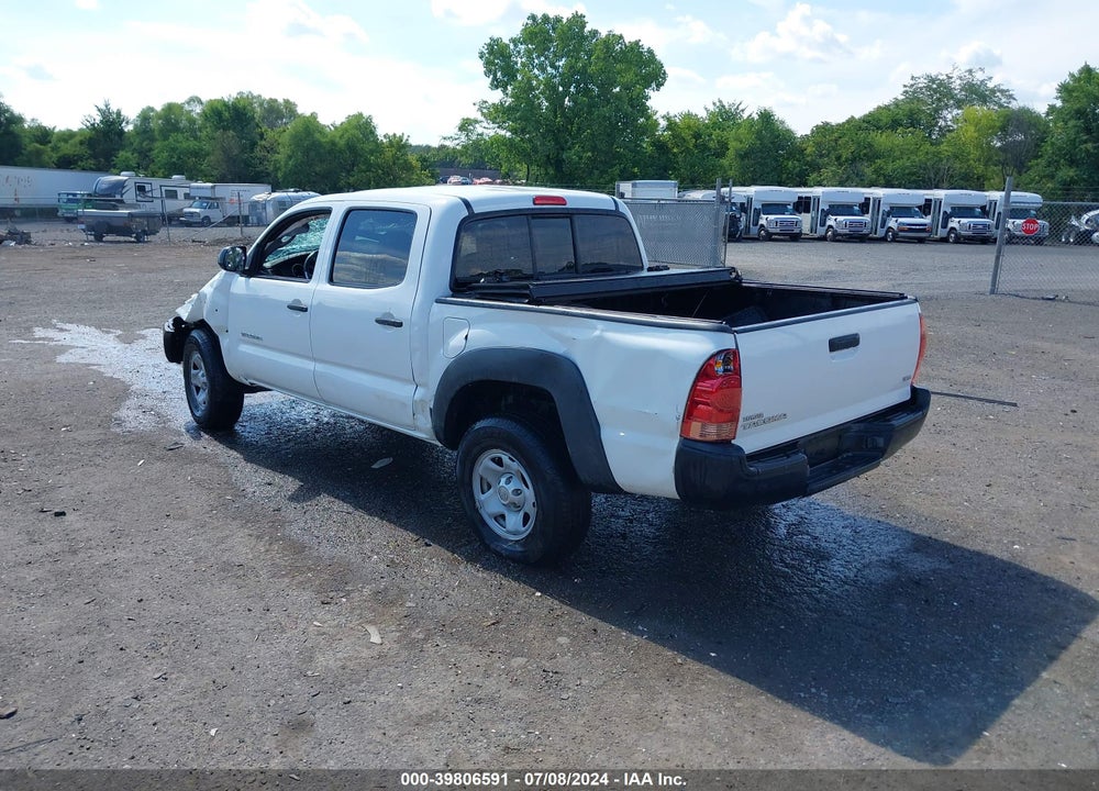 2015 TOYOTA TACOMA BASE V6 VIN: 5TFLU4EN2FX114076