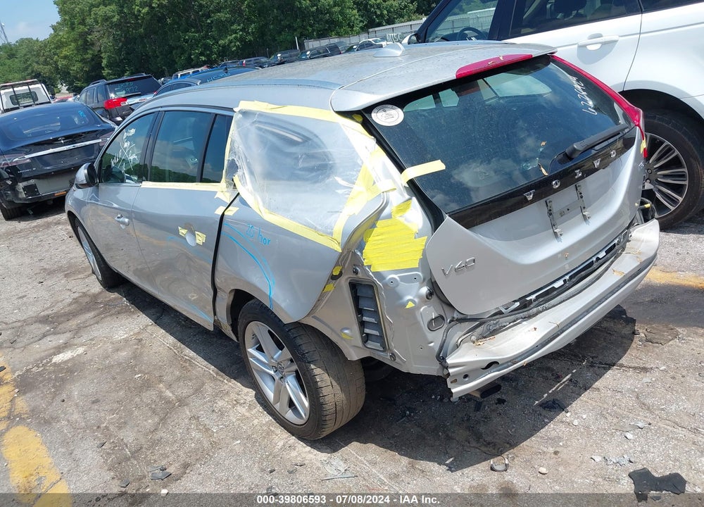 2015 VOLVO V60 T5 PREMIER VIN: YV140MEK2F1221776